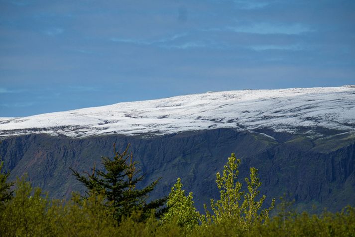 Ingólfsfjall skalf nú í morgunsárið.