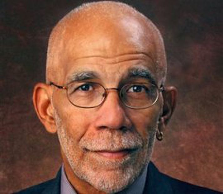 Ed Bradley. Myndin er frá árinu 2004