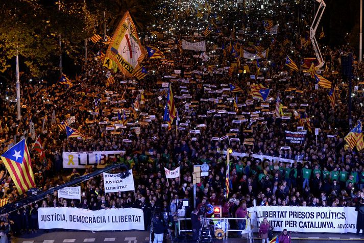 Mótmælin byrjuðu í Barcelona en dreifðust svo um héraðið.