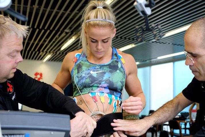 Ragnheiður Sara Sigmundsdóttir sést hér í rannsókninni hjá Íþróttafræðinni í HR.