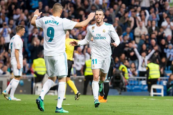 Benzema og Bale fagna marki með Real Madrid