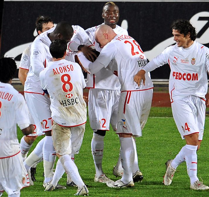 Leikmenn Monaco fagna marki.