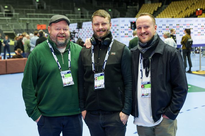 Sigurður Már Davíðsson, tökumaður þáttarins, fékkst loksins réttu megin við linsuna. Enda gullfallegur maður.