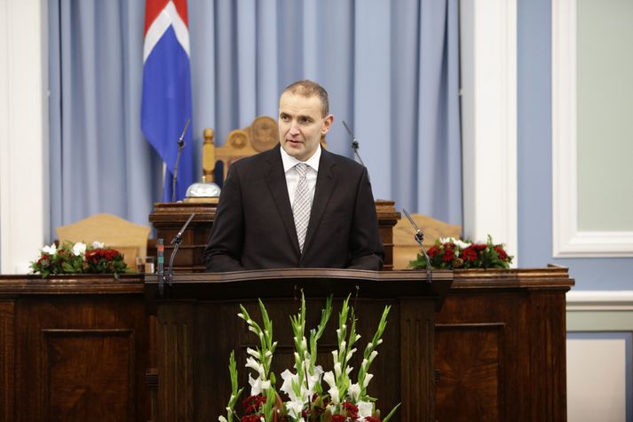 Guðni Th. Jóhannesson, forseti Íslands, mun setja sitt þriðja þing þrátt fyrir að hafa aðeins verið í embætti í eitt og hálft ár.