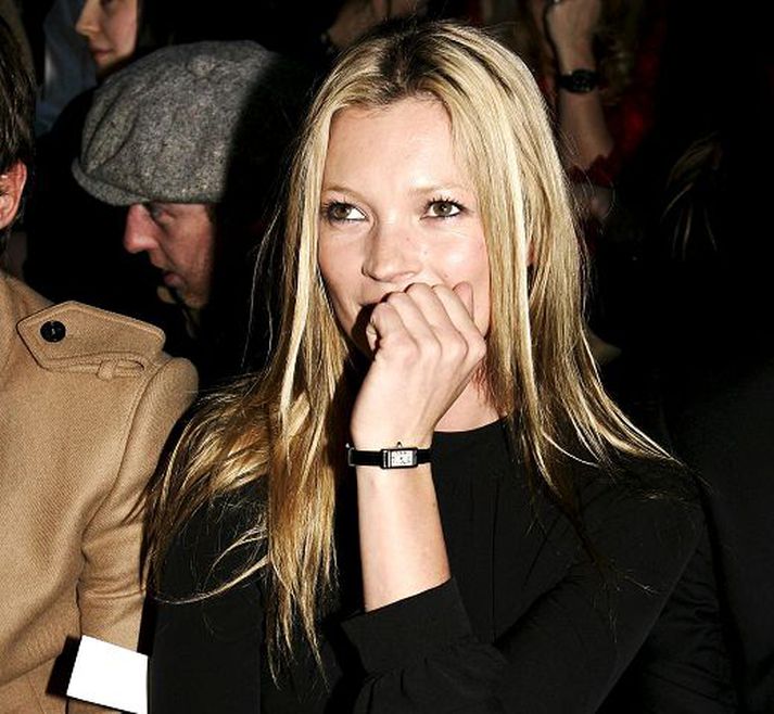 Kate Moss Margir hönnuðir sóttu eftir því að fá að hanna brúðarkjól hennar.