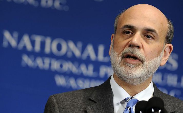 Ben bernanke Seðlabankastjóri Bandaríkjanna segir ekki tímabært að draga úr stuðningi við fjármálamarkaðinn. Fréttablaðið/AP