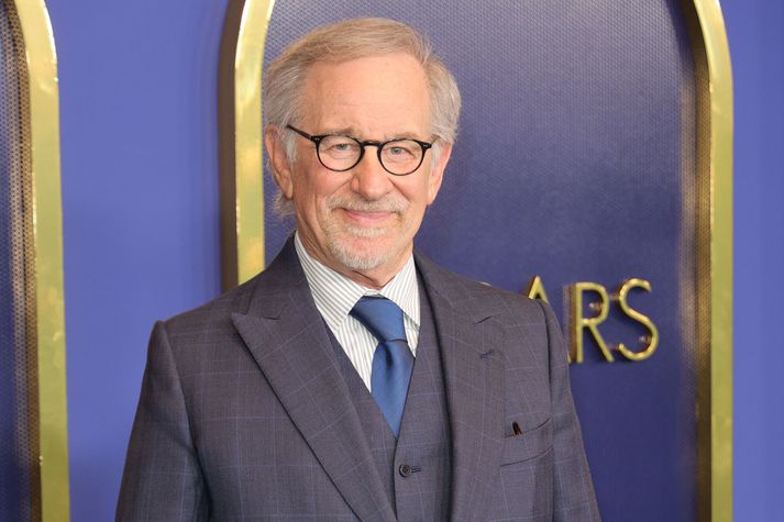 Steven Spielberg er ekki sammála því að gera upp á milli flokka á Óskarnum.