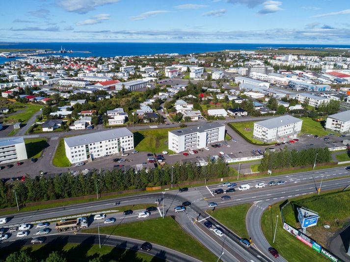 Lokað verður á milli Kaplakrika og Lækjargötu frá klukkan 20 og fram eftir. 