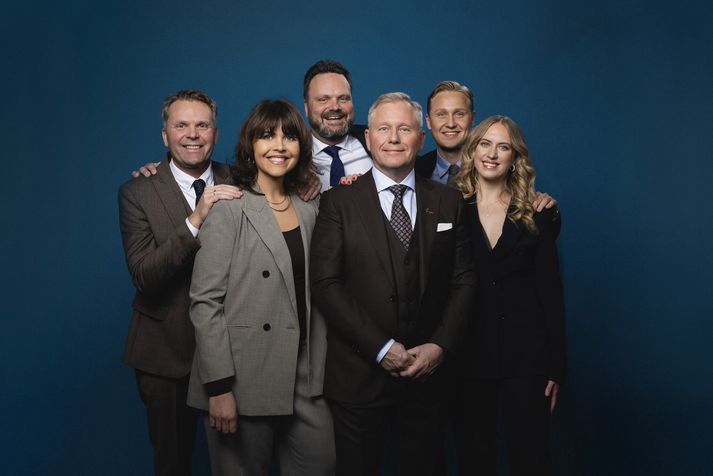 Þau skipa efstu sex sætin.