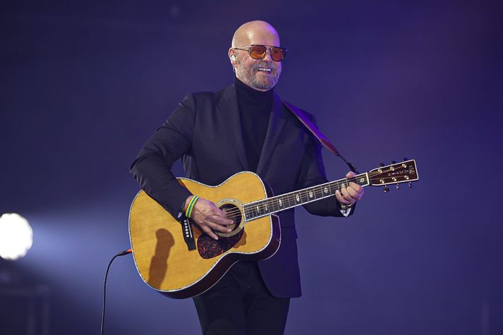 Allir miðar seldust upp á mettíma á tónleika Bubba Morthens í Laugardalshöll 6. júní 2026. Því verða haldnir aukatónleikar föstudaginn 5. júní. Forsala fyrir Bubbaklúbbinn hefst á morgun, miðvikudaginn 3. desember, kl. 10.