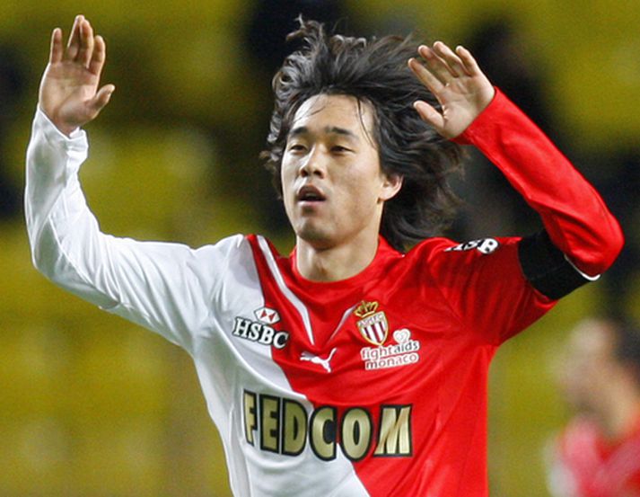 Chu-Young Park fagnar marki sínu í kvöld.