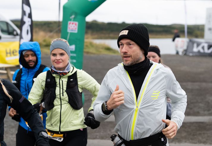 Guðjón Ingi Sigurðsson setti brautarmet í Heiðmörk þegar hann hljóp til sigurs í bakgarðshlaupi Náttúruhlaupa.