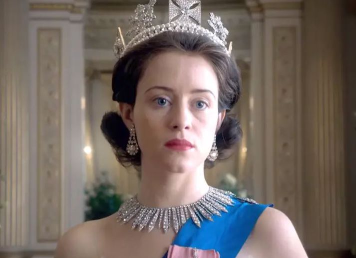 Þættirnir The Crown eru ástarbréf Peter Morgan til Elísabetar. Á myndinni má sjá Claire Foy í hlutverki Elísabetar drottningar.