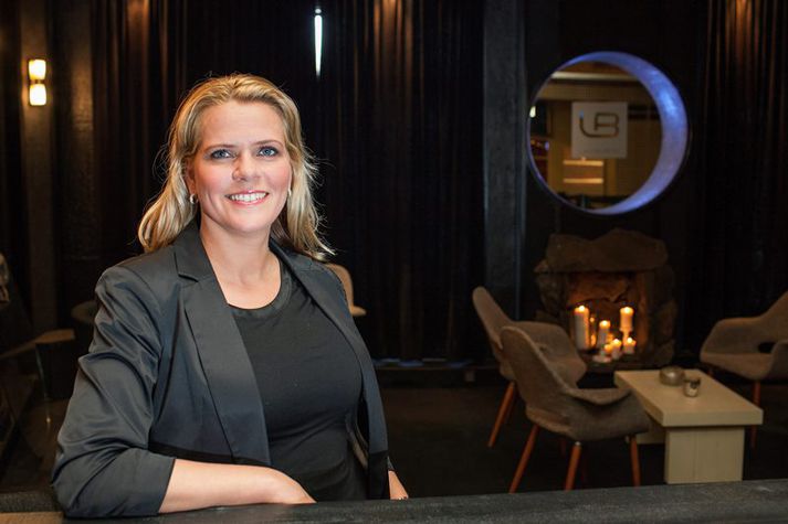 Jóhanna Helgadóttir er eigandi nýs skemmtistaðar, Lavabarsins sem stendur í Lækjargötu.