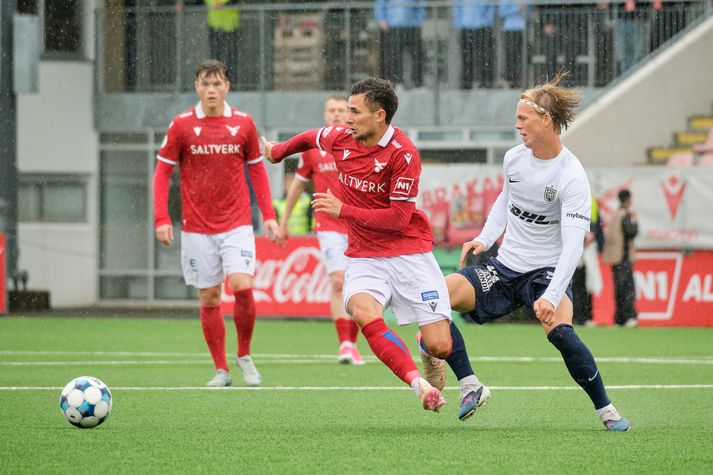 Valsmenn töpuðu fyrri leiknum á heimavelli og fengu svo stóran skell í kvöld.