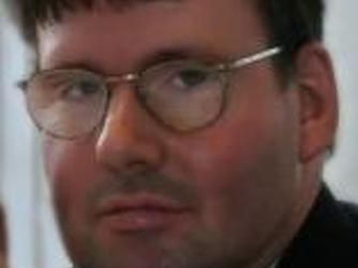 Andrés Tómasson fannst látinn í bifreið sinni í Kleifarvatni