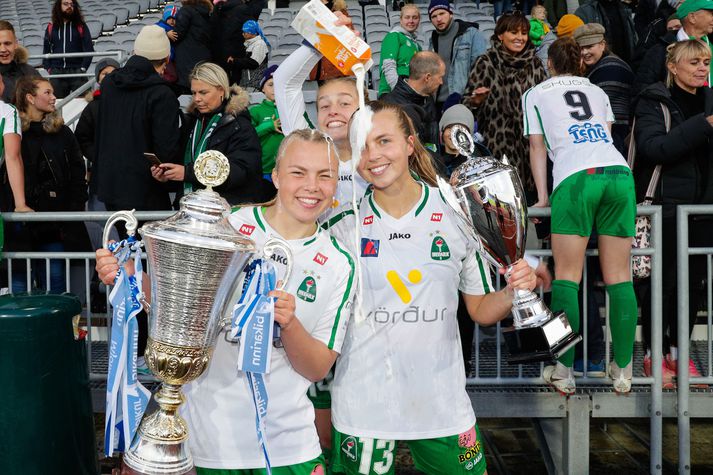 Systurnar geta leikið eftir afrek fyrri ára í kvöld. 