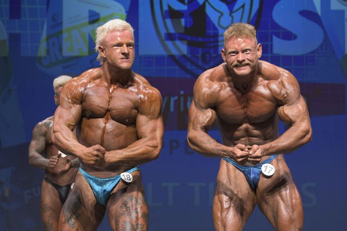 Guðmundur Emil telur sig hafa verið rændan sigri á Íslandsmeistaramótinu í vaxtarrækt en Sæmundur Freyr telur Guðmund hafa látið keppnisskapið leiða sig í gönur.