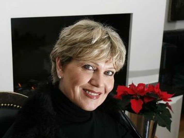 Edda Andrésdóttir tók þátt í söfnunni í beinni útsendingu á Stöð 2 í gær. Fékk hún marga góða gesti í spjall til sín.