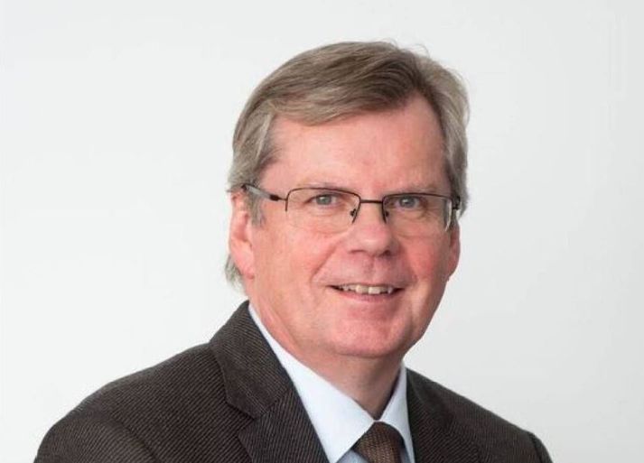 Hreinn Loftsson mun aðstoða Áslaugu Örnu fram að áramótum. 