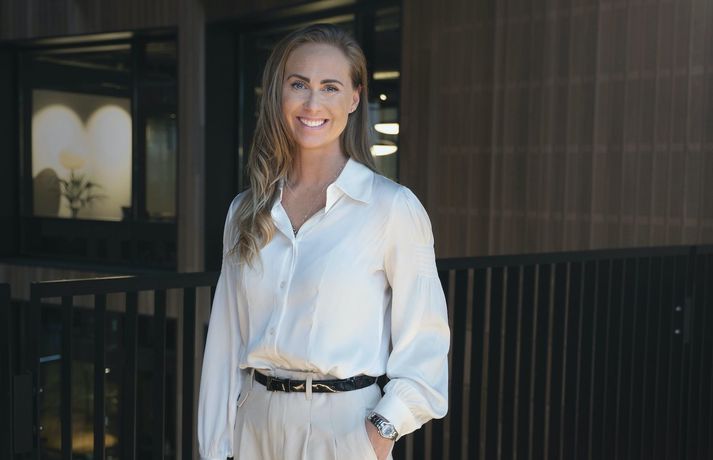 Jinning fotosurati ichkariga ogirildi