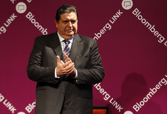 Handtaka átti Alan Garcia í tengslum við ásakanir á hendur honum um mútuþægni.