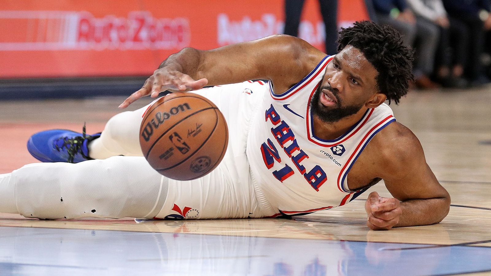 Botn­langinn fjar­lægður úr Embiid