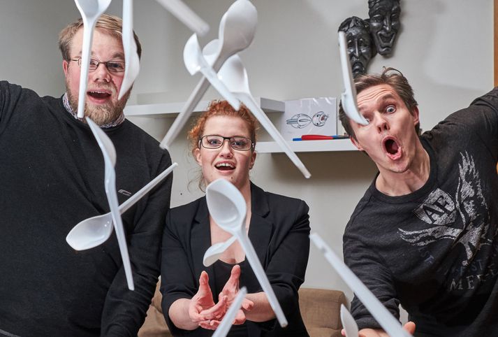 Þau Gunnar Tómas, Rakel og Björgvin Franz verða vafalaust kræf í plastskeiðakastinu.
