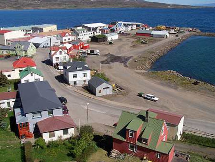 Frá Hólmavík. Upplýsingamiðstöð Hólmavíkur hefur gefið út sérstakan viðvörun vegna svindls.