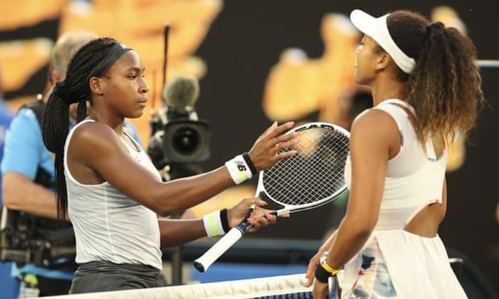 Coco Gauff og Naomi Osaka eru þrátt fyrir ungan aldur orðnar mjög stór nöfn í tennisheiminum.