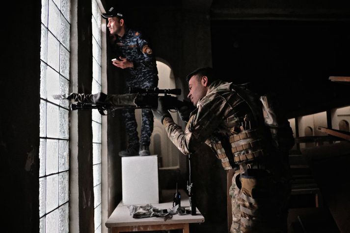 Leyniskyttur að störfum í Mósúl. Myndin tengist efni fréttarinnar ekki beint.