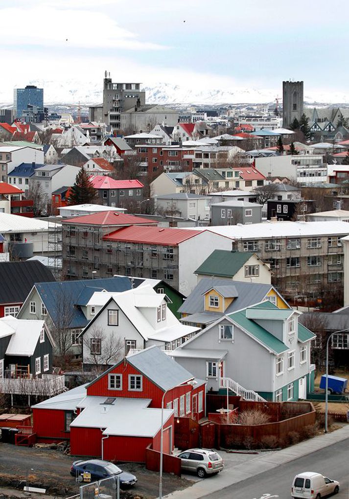 Lögreglan beinir því til foreldra að tilkynna strax um það ef grunur vaknar um að reynt hafi verið að tæla barnið þeirra upp í bíl.