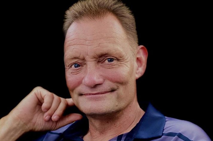 „Ættir að eiga 228 milljónir við starfs­lok“ – gagn­rýnir líf­eyris­kerfið harð­lega