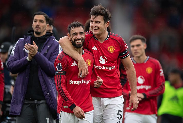 Bruno Fernandes og Harry Maguire hafa verið frá keppni vegna meiðsla en eru í hópi Manchester United í kvöld.