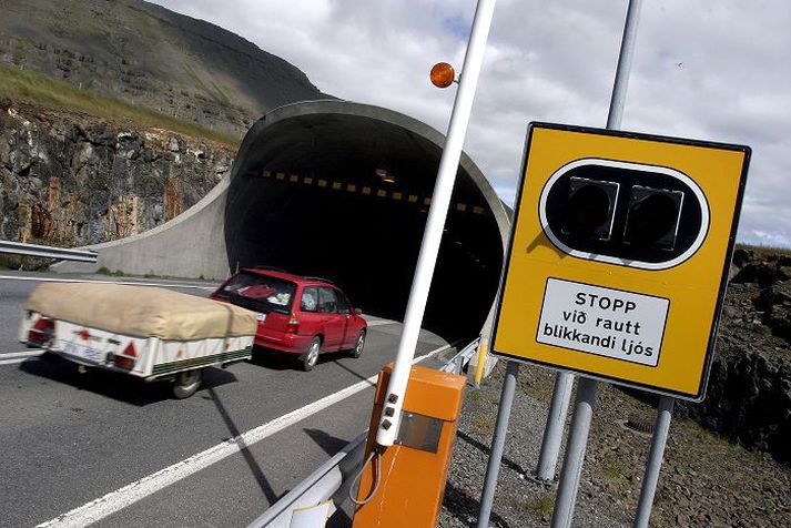 Lokað verður frá klukkan 20 á föstudag til klukkan 6 að morgni mánudags.