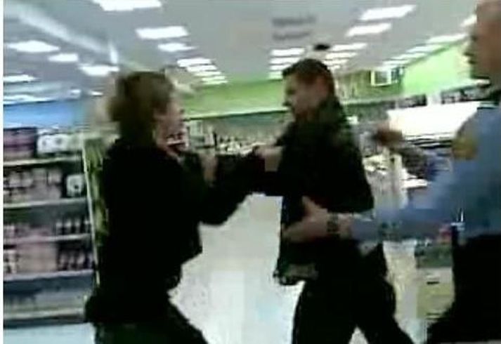 Myndbandið af atvikinu vakti mikla athygli.