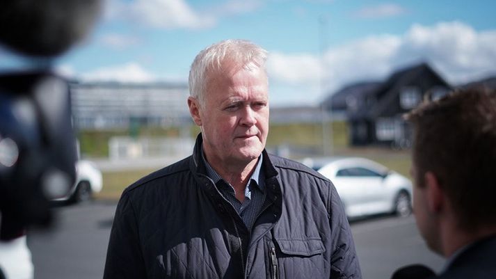 Fannar Jónasson, bæjarstjóri Grindavíkurbæjar, segir að viðbragðsaðilar séu undirbúnir ef það skildi byrja að gjósa.