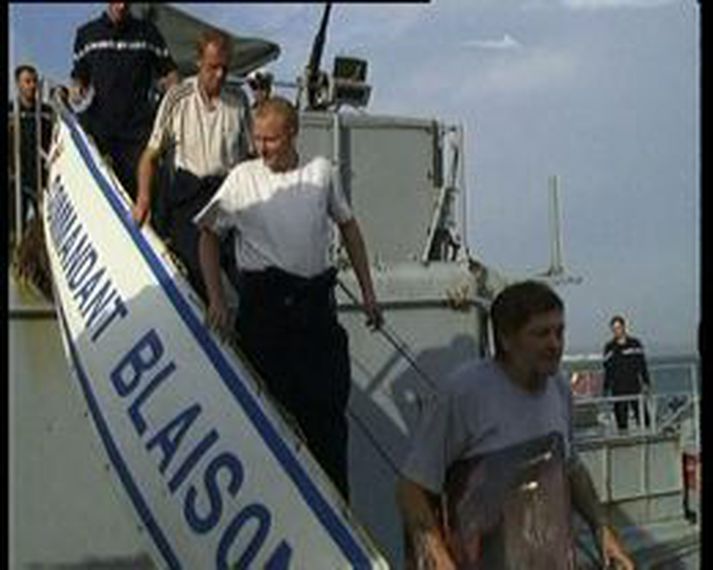 Áhöfn Danica White laus úr gíslingu.