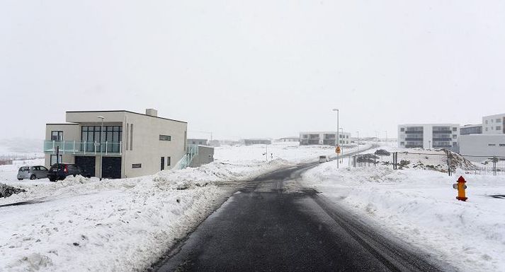 Húseigandi í Austurkór sagði það hafa vegið þungt er hann keypti byggingarrétt að úthlutað hafi verið glæsilegum einbýlishúsalóðum.