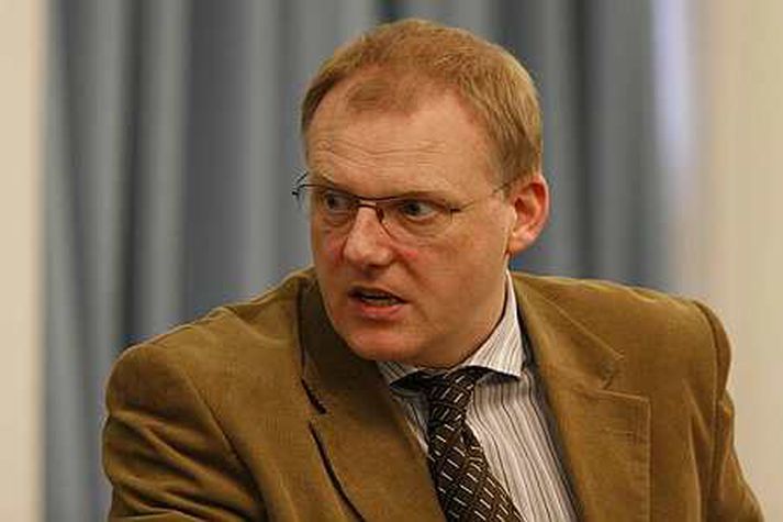 Árniu Þór Sigurðsson, þingmaður Vinstri - grænna, er meðal flutningsmanna frumvarpsins.