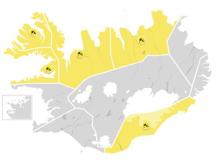 Gul viðvörun er í gildi á mestu norðanverðu landinu, Vestfjörðum, norðanverðu Snæfellsnesi og Suðausturlandi.