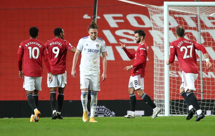 Luke Ayling, varnarmaður Leeds United, niðurlútur á Old Trafford í gær.