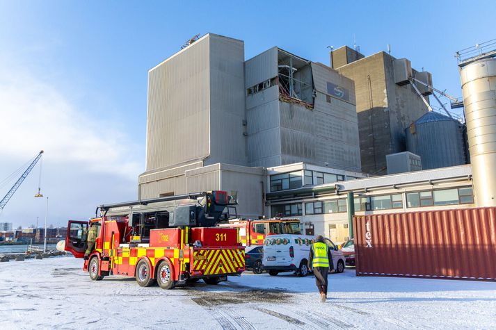 Mikill viðbúnaður var á vettvangi.