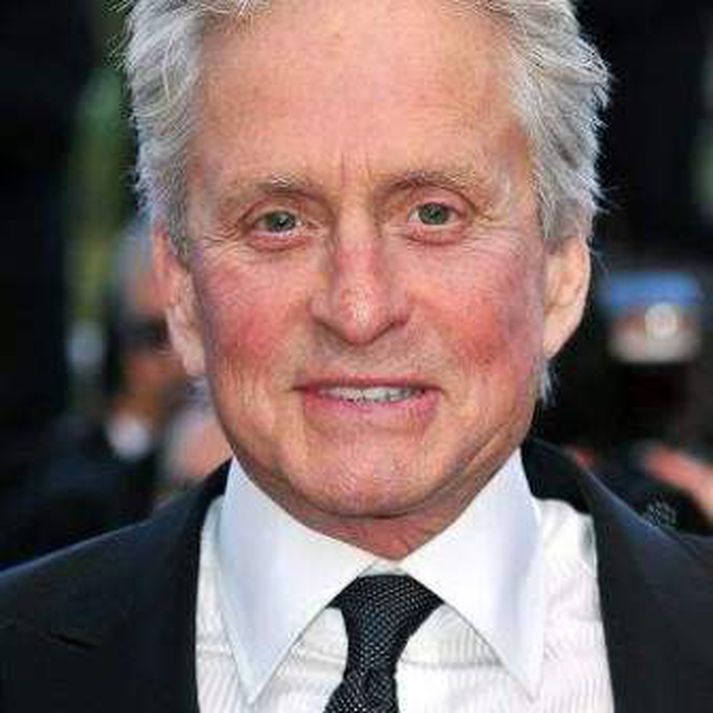 Leikarinn Michael Douglas glímir við krabbamein í hálsi, hann er þó vongóður um að ná fullum bata.
nordicphotos/getty