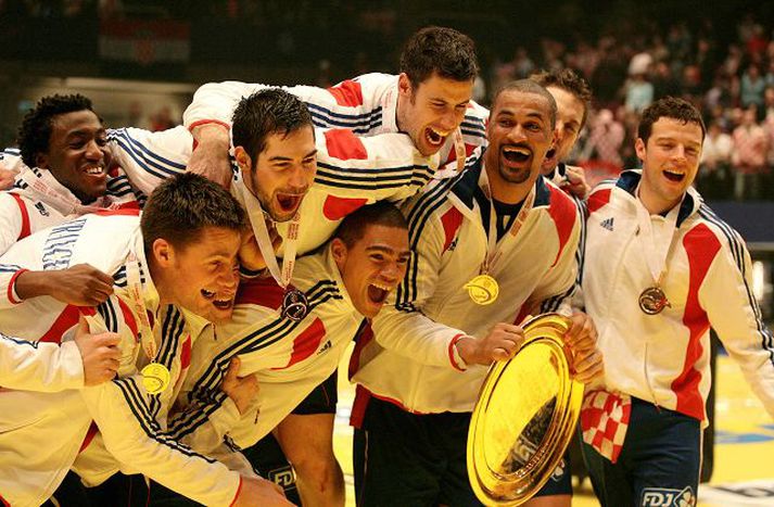 Frakkar hafa á undanförnum áratug verið með eitt besta handboltalandslið heims. Frakkar unnu sín fyrstu gullverðlaun á stómóti á HM á Íslandi 1995.