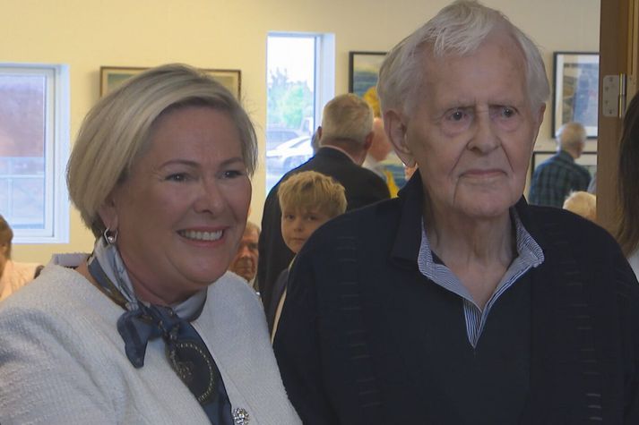 Steinþór ásamt Höllu Tómasdóttur forseta við opnun sýningarinnar í dag.