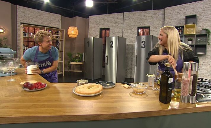 Mikael þakkaði guði fyrir aðstoðina. 