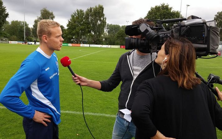 Kolbeinn Sigþórsson talar hér við Ajax TV.