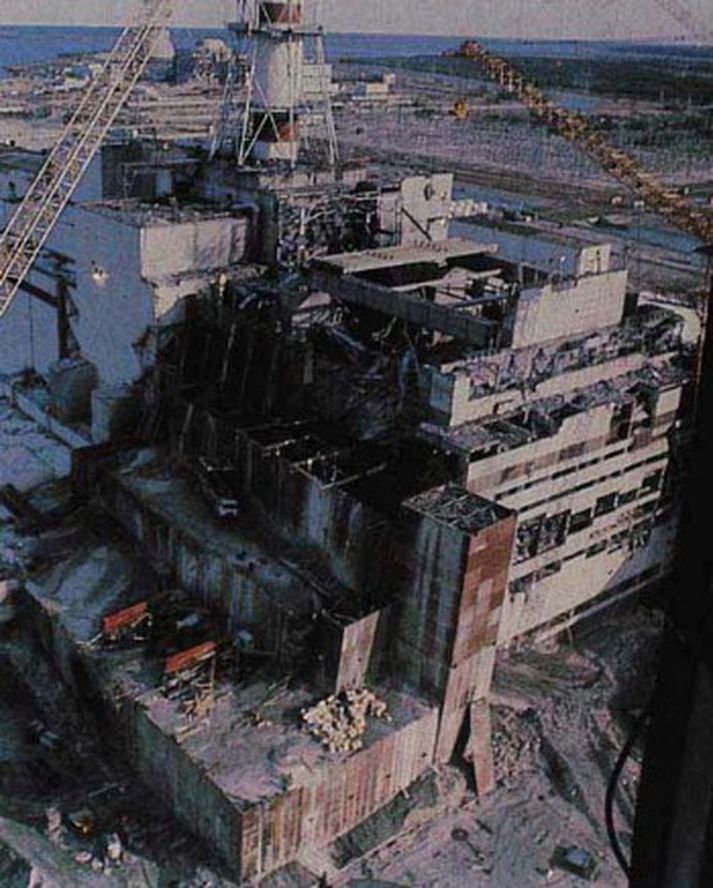 Tsjernobyl kjarnorkuverið, eftir sprenginguna.