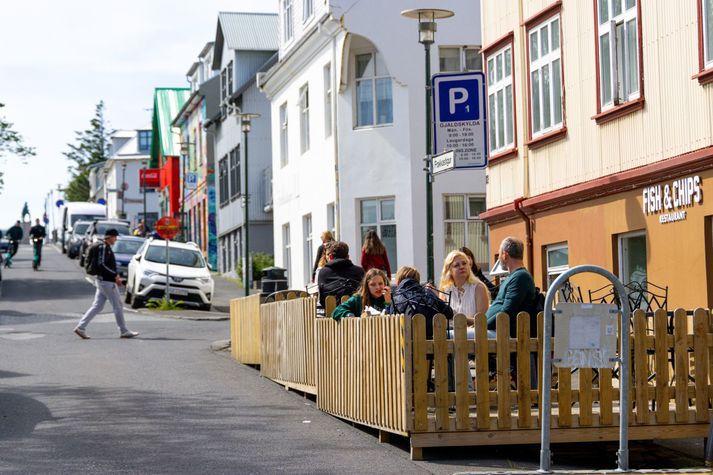 Sumarið virðist handan við hornið. 